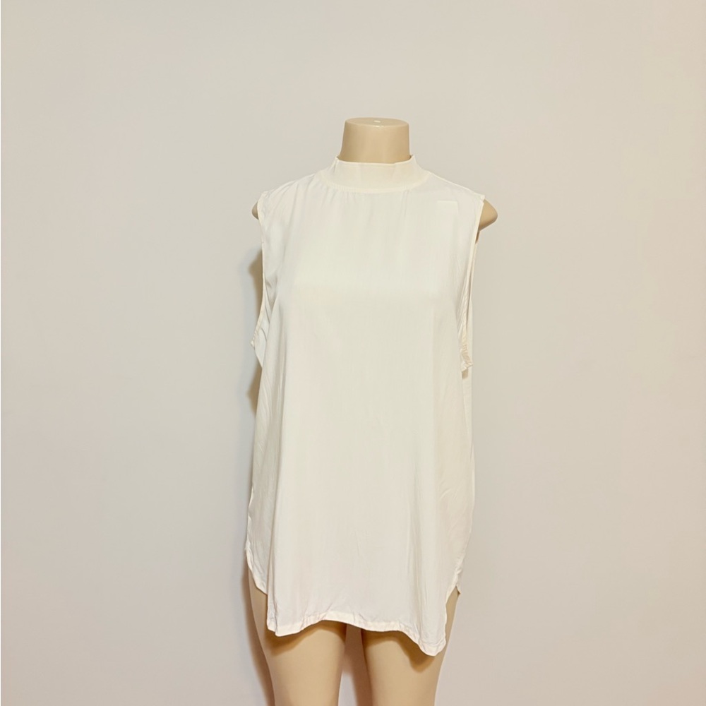 Elegant Sleeveless White Top